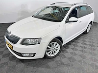 Skoda octavia combi 1.2 tsi grt amb bns, 5-sjv-26