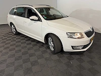 Skoda octavia combi 1.2 tsi grt amb bns, 5-sjv-26 - afbeelding 13 van  17
