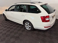 Skoda octavia combi 1.2 tsi grt amb bns, 5-sjv-26 - afbeelding 14 van  17