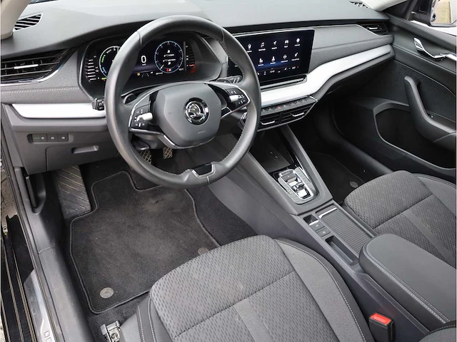 Skoda octavia combi 1.4 tsi iv phev 204pk automaat 2021 - afbeelding 2 van  29