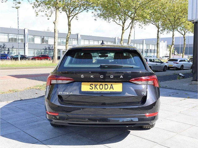 Skoda octavia combi 1.4 tsi iv phev 204pk automaat 2021 - afbeelding 24 van  29