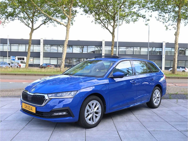 Skoda octavia combi 1.4 tsi iv phev 204pk automaat 2022 - afbeelding 30 van  30