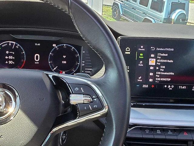 Skoda octavia combi 1.4 tsi iv phev business edition 2021 | l-864-jk - afbeelding 8 van  34