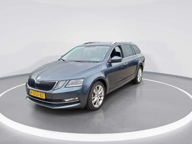 Škoda octavia combi 1.5 tsi greentech business edition plus | h-003-bz - afbeelding 1 van  19