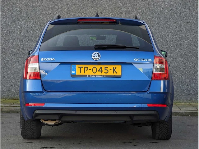 Skoda octavia combi 1.5 tsi grt amb bns | tp-045-k - afbeelding 14 van  40