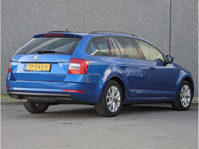 Skoda octavia combi 1.5 tsi grt amb bns | tp-045-k - afbeelding 4 van  40