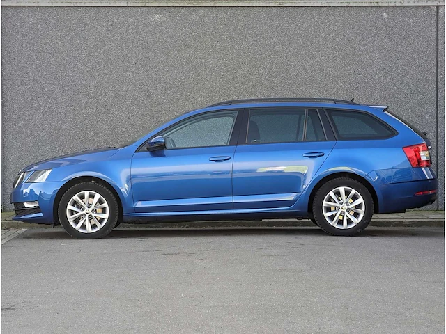 Skoda octavia combi 1.5 tsi grt ambition business | tp-045-k - afbeelding 8 van  40