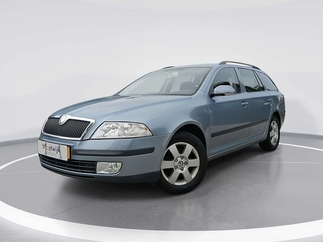 Skoda octavia combi 1.6 ambiente 2006 | 29-st-zb - afbeelding 1 van  28