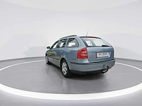 Skoda octavia combi 1.6 ambiente 2006 | 29-st-zb - afbeelding 23 van  28