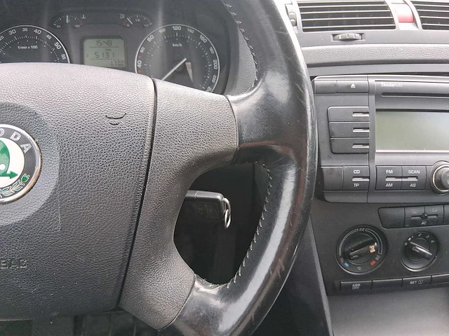 Skoda octavia combi 1.6 ambiente 2006 | 29-st-zb - afbeelding 10 van  28