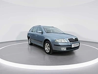 Skoda octavia combi 1.6 ambiente 2006 | 29-st-zb - afbeelding 27 van  28