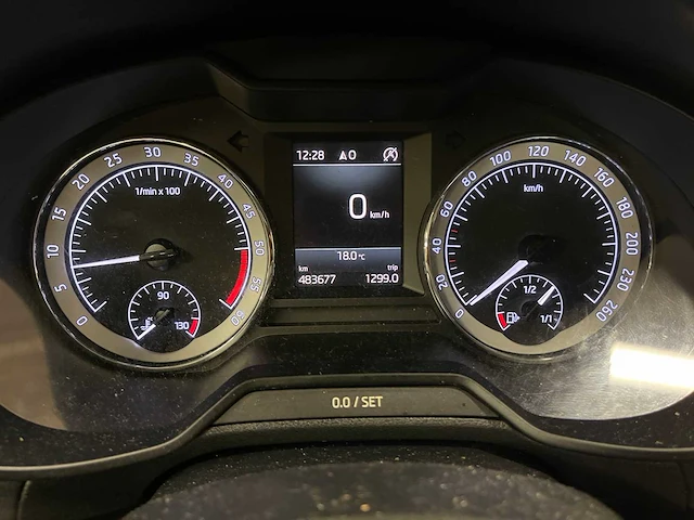 Skoda octavia combi 1.6 tdi greentech clever edition 116pk 2018 (origineel-nl + 1e eigenaar), xd-036-p - afbeelding 17 van  49