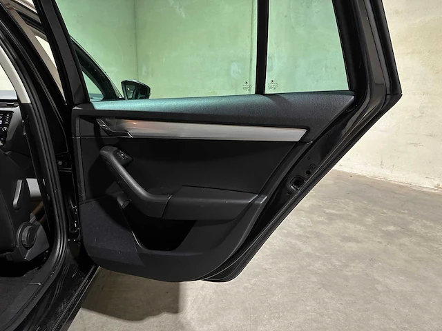 Skoda octavia combi 1.6 tdi greentech clever edition 116pk 2019, xh-195-j - afbeelding 37 van  43