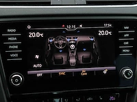 Škoda octavia combi 1.6 tdi greentech clever edition | xj-905-f - afbeelding 21 van  35