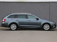 Škoda octavia combi 1.6 tdi greentech clever edition | xj-905-f - afbeelding 28 van  35