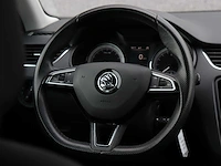 Škoda octavia combi 1.6 tdi greentech clever edition | xj-905-f - afbeelding 32 van  35