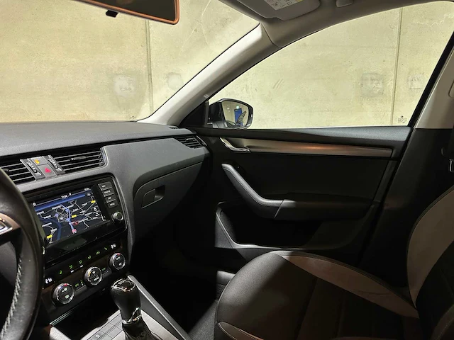 Skoda octavia combi 1.6 tdi greentech joy business 110pk 2016, jx-809-g - afbeelding 10 van  39