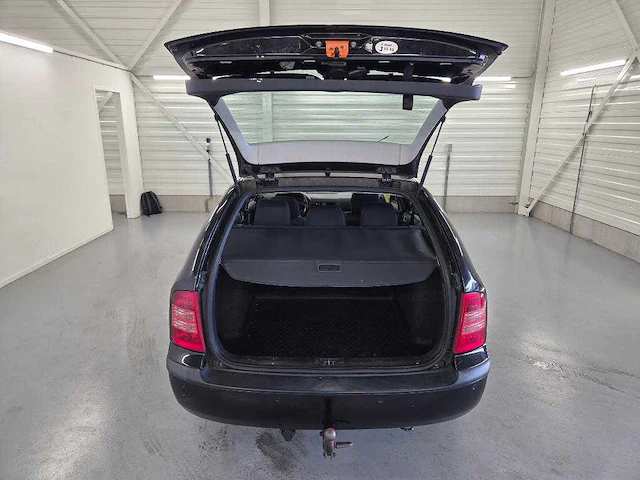 Skoda octavia combi 1.8 t démarrage , 91-rt-vx - afbeelding 4 van  15