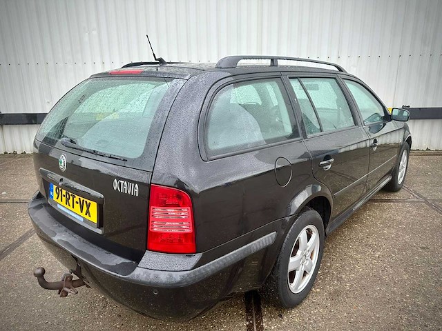 Skoda octavia combi 1.8 t démarrage , 91-rt-vx - afbeelding 8 van  15