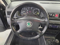Skoda octavia combi 1.8 t démarrage , 91-rt-vx - afbeelding 11 van  15