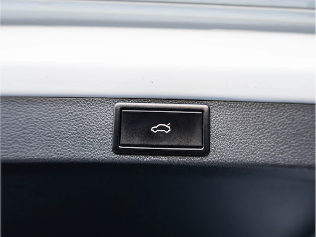 Skoda octavia combi 2.0 tdi automaat 2020 vol leer keyless head-up camera memory massage stoel ventilatie, l-159-dp - afbeelding 21 van  42
