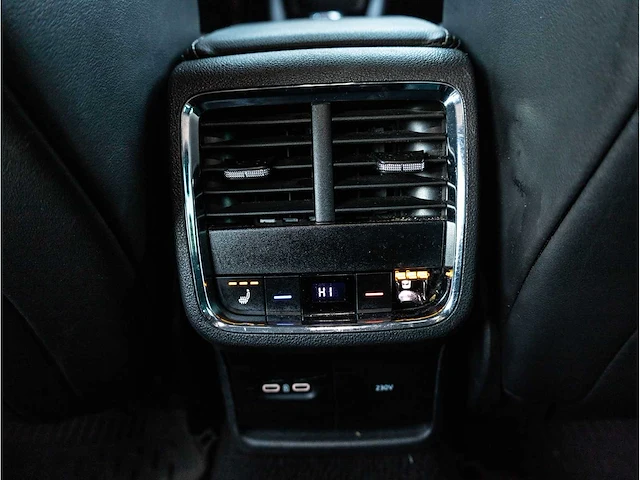 Skoda octavia combi 2.0 tdi automaat 2020 vol leer keyless head-up camera memory massage stoel ventilatie, l-159-dp - afbeelding 22 van  42