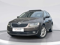 Skoda octavia combi greentech elegance businessline 1.4 tsi 2014 | 4-tdz-24 - afbeelding 1 van  29