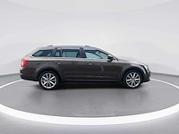 Skoda octavia combi greentech elegance businessline 1.4 tsi 2014 | 4-tdz-24 - afbeelding 27 van  29