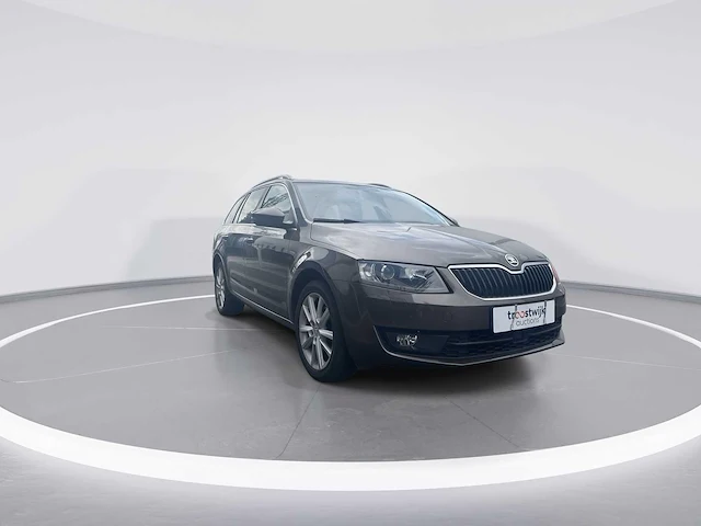Skoda octavia combi greentech elegance businessline 1.4 tsi 2014 | 4-tdz-24 - afbeelding 28 van  29