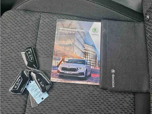 Skoda octavia combi iv 1.4 tsi phev 204pk automaat 2021 - afbeelding 3 van  14