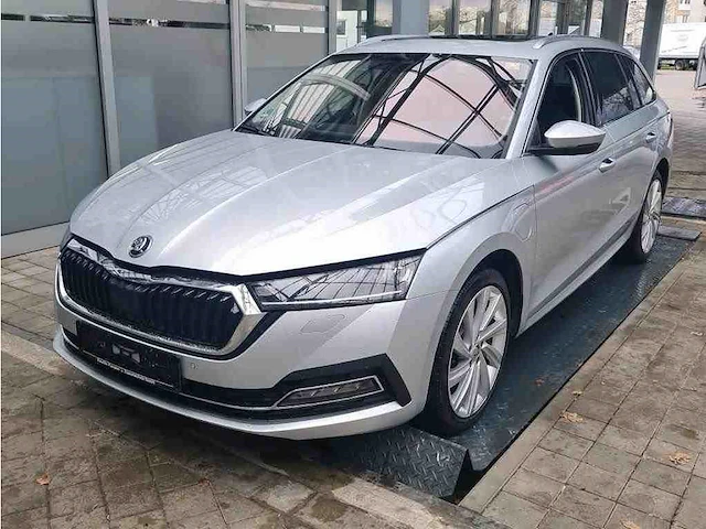 Skoda octavia combi iv 1.4 tsi phev 204pk automaat 2021 - afbeelding 1 van  14