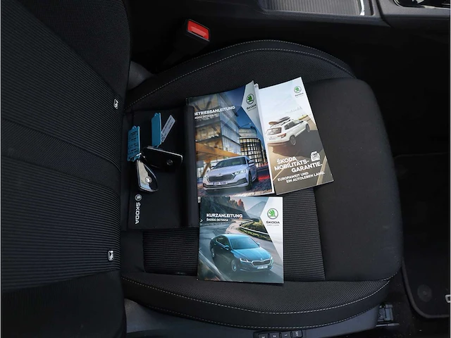 Skoda octavia combi iv 1.4 tsi phev 204pk automaat 2021 - afbeelding 27 van  44