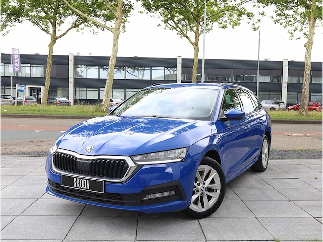Skoda octavia combi iv 1.4 tsi phev 204pk automaat 2022 - afbeelding 1 van  28