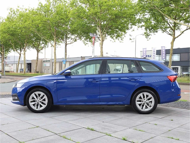 Skoda octavia combi iv 1.4 tsi phev 204pk automaat 2022 - afbeelding 12 van  28
