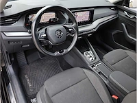 Skoda octavia combi iv 1.4 tsi phev 204pk automaat 2022 - afbeelding 2 van  36