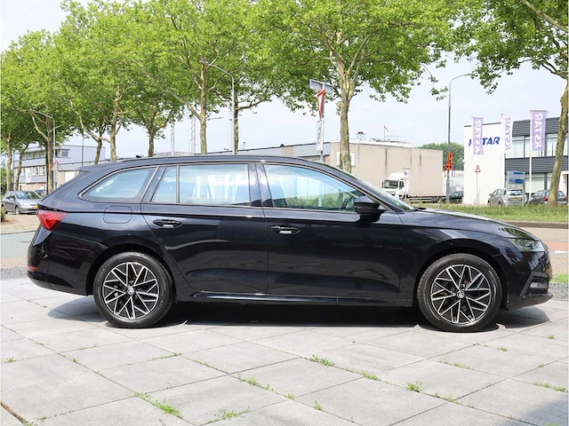 Skoda octavia combi iv 1.4 tsi phev 204pk automaat 2022 - afbeelding 33 van  36
