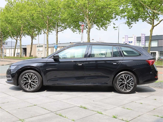 Skoda octavia combi iv 1.4 tsi phev 204pk automaat 2022 - afbeelding 12 van  36