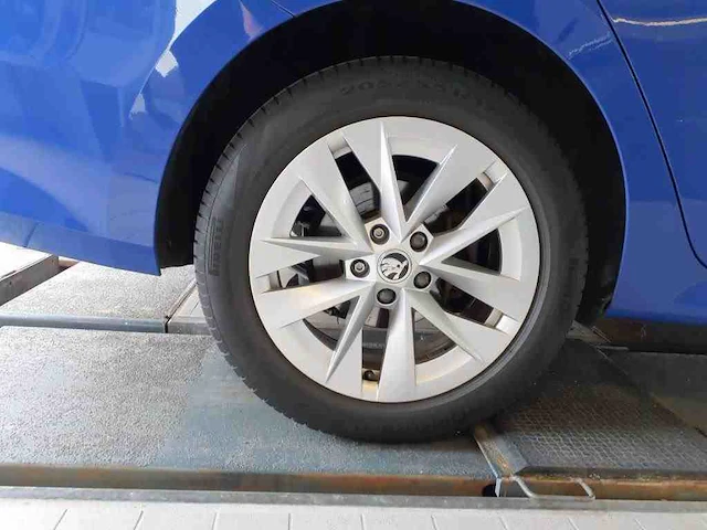 Skoda octavia combi iv 1.4 tsi phev 204pk automaat - afbeelding 15 van  24