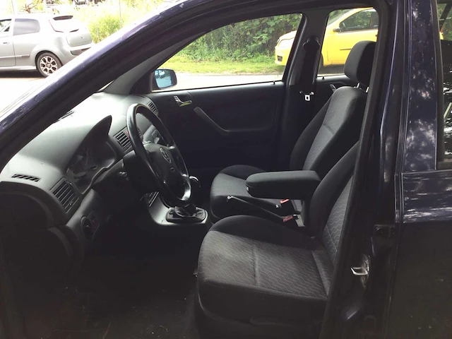 Skoda octavia combi personenauto - afbeelding 9 van  14