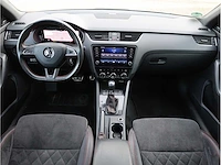Skoda octavia combi rs 2.0 tfsi 245pk automaat 2019 panodak keyless canton standkachel memory stoelverwarming - afbeelding 7 van  43