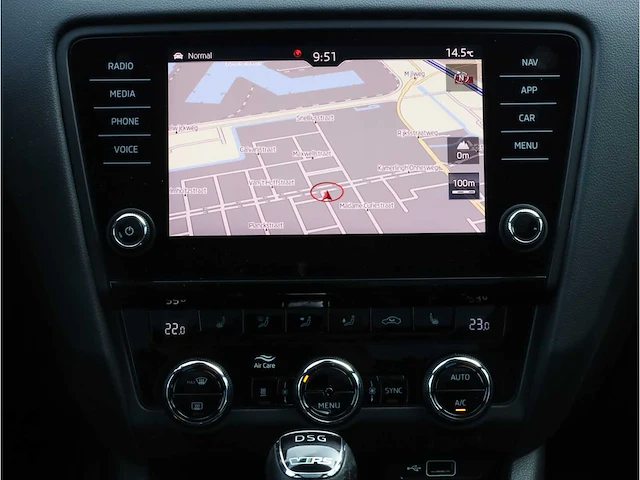 Skoda octavia combi rs 2.0 tfsi 245pk automaat 2019 panodak keyless canton standkachel memory stoelverwarming - afbeelding 14 van  43