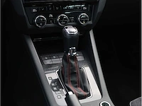 Skoda octavia combi rs 2.0 tfsi 245pk automaat 2019 panodak keyless canton standkachel memory stoelverwarming - afbeelding 15 van  43