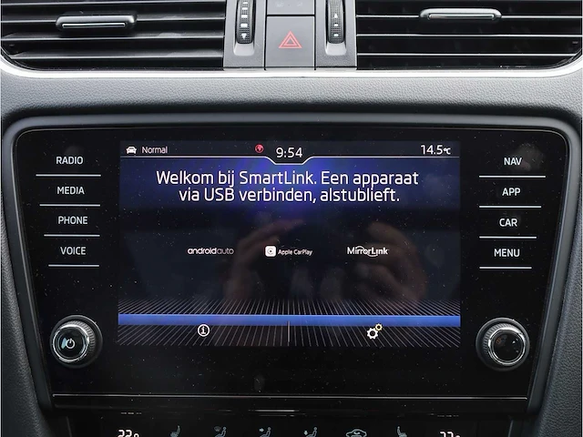 Skoda octavia combi rs 2.0 tfsi 245pk automaat 2019 panodak keyless canton standkachel memory stoelverwarming - afbeelding 16 van  43