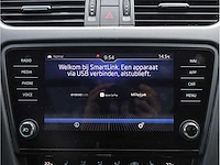 Skoda octavia combi rs 2.0 tfsi 245pk automaat 2019 panodak keyless canton standkachel memory stoelverwarming - afbeelding 16 van  43