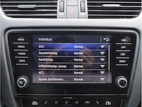 Skoda octavia combi rs 2.0 tfsi 245pk automaat 2019 panodak keyless canton standkachel memory stoelverwarming - afbeelding 19 van  43