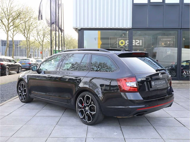 Skoda octavia combi rs 2.0 tfsi 245pk automaat 2019 panodak keyless canton standkachel memory stoelverwarming - afbeelding 23 van  43