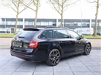 Skoda octavia combi rs 2.0 tfsi 245pk automaat 2019 panodak keyless canton standkachel memory stoelverwarming - afbeelding 39 van  43
