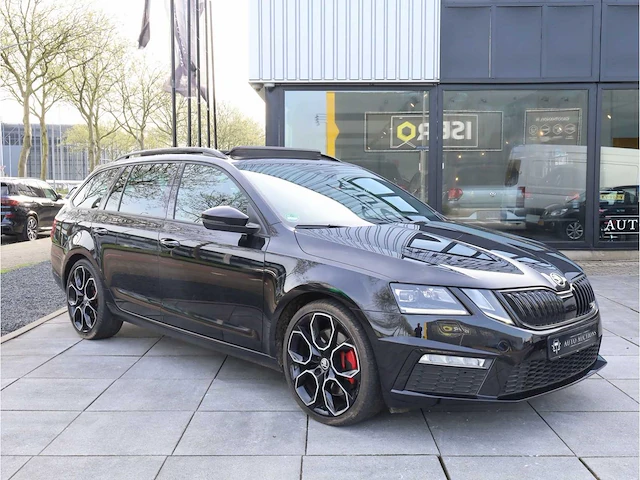 Skoda octavia combi rs 2.0 tfsi 245pk automaat 2019 panodak keyless canton standkachel memory stoelverwarming - afbeelding 41 van  43