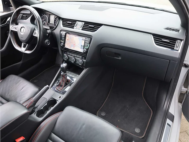 Skoda octavia combi rs 2.0 tsi 230pk automaat 2016 vol leer keyless memory canton dab 19inch, s-023-lh - afbeelding 5 van  40