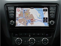Skoda octavia combi rs 2.0 tsi 230pk automaat 2016 vol leer keyless memory canton dab 19inch, s-023-lh - afbeelding 10 van  40